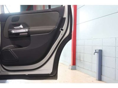 2021 Mercedes-BENZ GLB — миниатюра 39