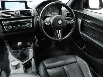 2017 BMW M2 COUPE thumbnail 24