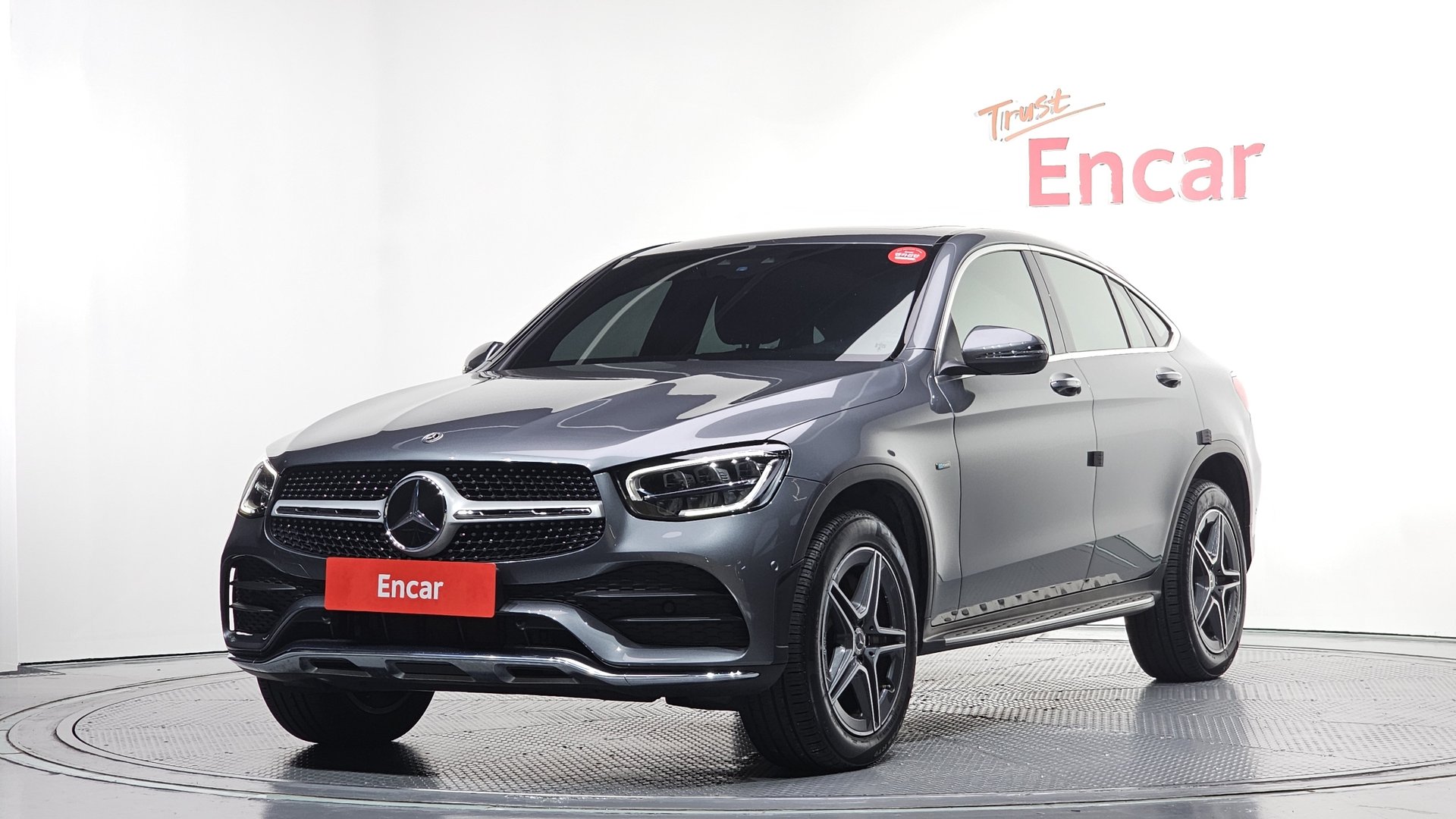 MERCEDES-BENZ GLC - View 1