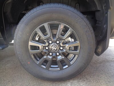 TOYOTA LAND CRUISER 250 - 8