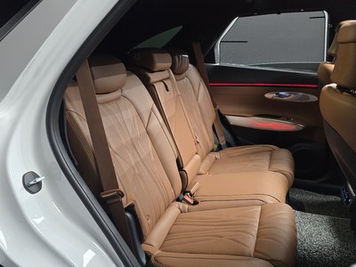 صورة مصغرة 17 لـ 2024 Genesis GV70