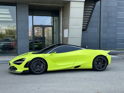 MCLAREN 720S - 2