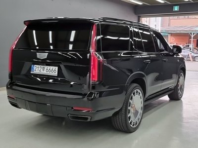 CADILLAC ESCALADE - 4