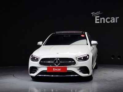 MERCEDES-BENZ E-CLASS - 2