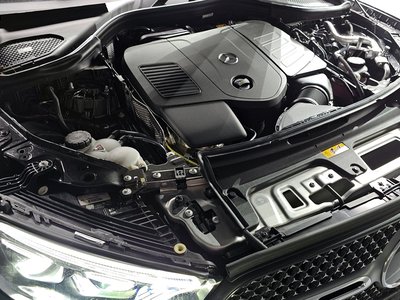 MERCEDES-BENZ GLC - 7