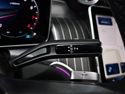 MERCEDES-BENZ GLC - 9