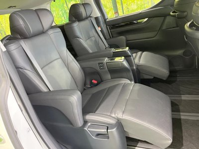 TOYOTA ALPHARD - 9