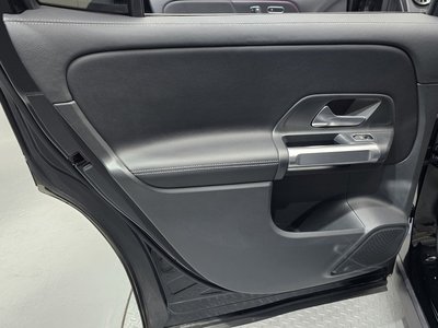 2024 Mercedes-BENZ GLB thumbnail 15