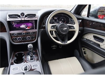 2021 Bentley BENTAYGA — миниатюра 24