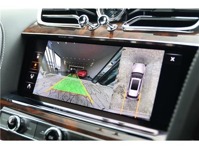 2021 Bentley BENTAYGA — миниатюра 46