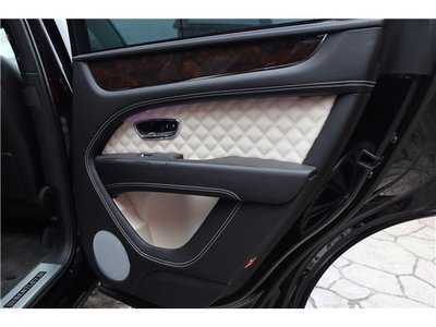2021 Bentley BENTAYGA — миниатюра 57