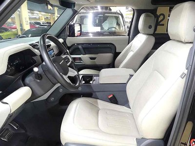 LAND ROVER DEFENDER - 1