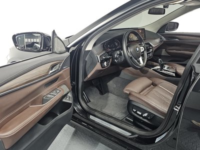 BMW 6 SERIES GT - 10