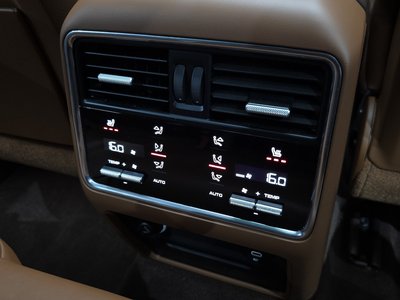 2023 Porsche CAYENNE — миниатюра 26