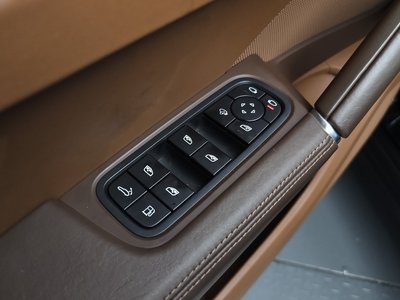 2023 Porsche CAYENNE — миниатюра 30