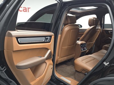 2023 Porsche CAYENNE — миниатюра 17