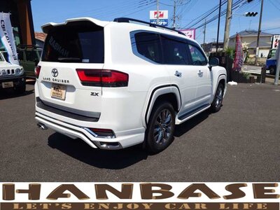 TOYOTA LAND CRUISER 300 - 5