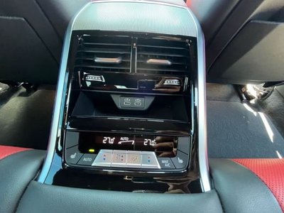 2021 BMW 8 SERIES — миниатюра 20