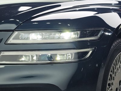 GENESIS G80 (RG3) - 9