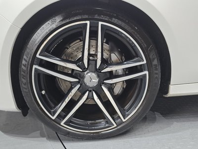 MERCEDES-BENZ E-CLASS - 6