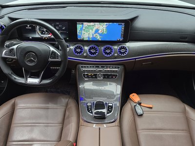 MERCEDES-BENZ E-CLASS - 5