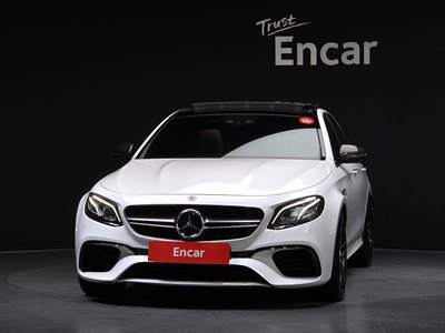 MERCEDES-BENZ E-CLASS - 2