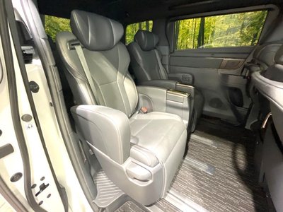 صورة 9 لـ 2024 Toyota ALPHARD