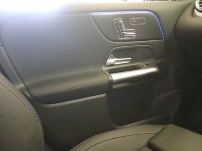 2025 Mercedes-BENZ GLA 缩略图 16
