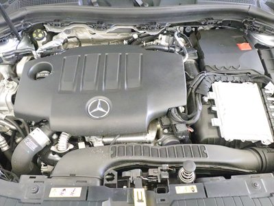 2025 Mercedes-BENZ GLA 缩略图 30