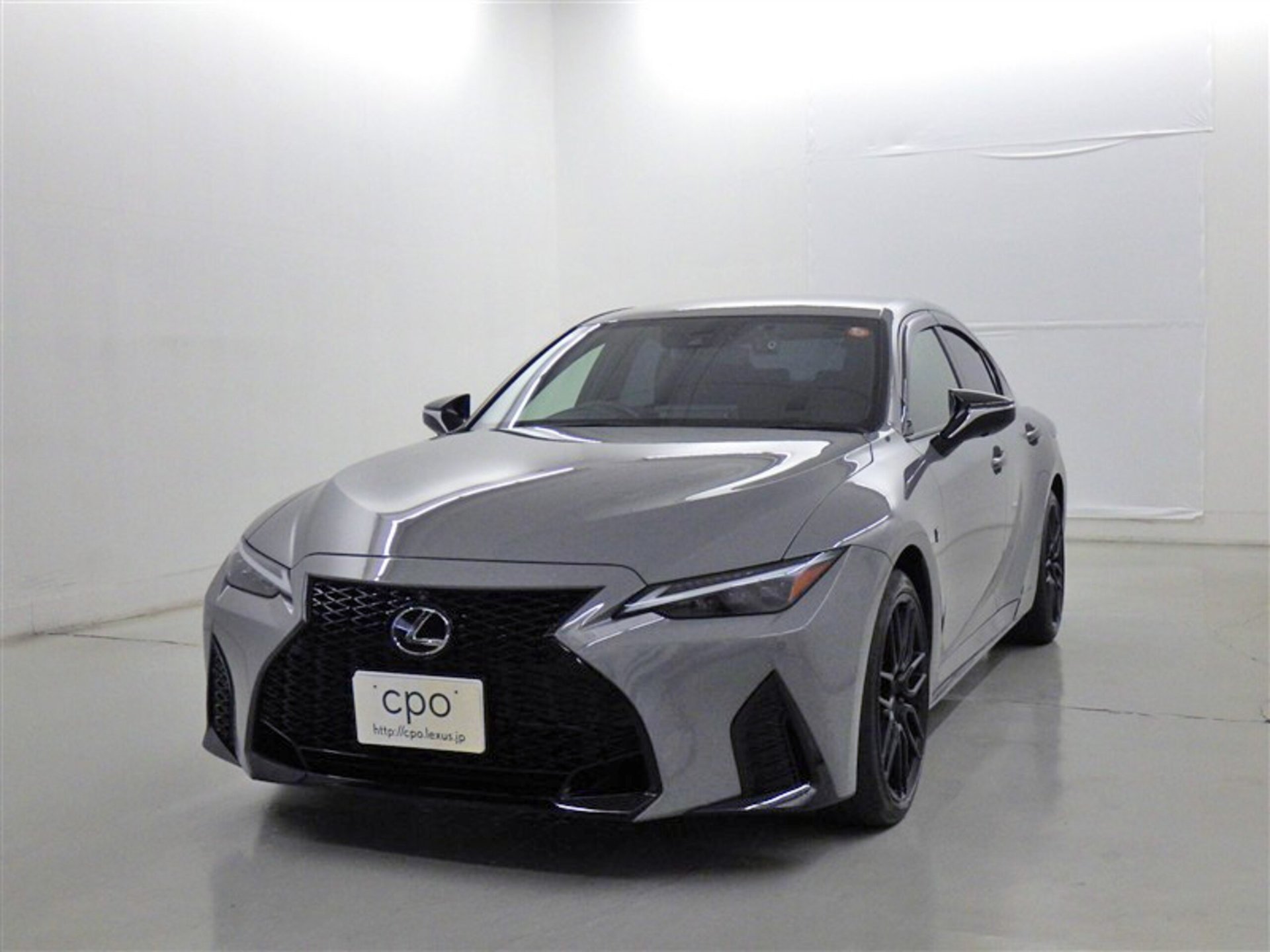 LEXUS IS - View 1