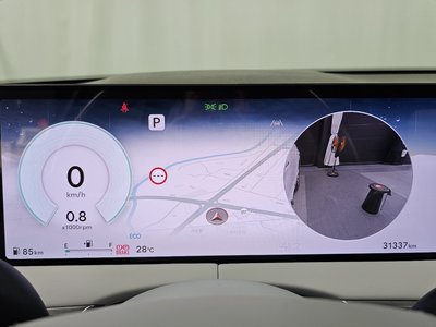 2024 Genesis GV70 — миниатюра 11