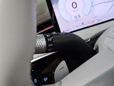 2024 Genesis GV70 — миниатюра 28