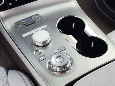 2024 Genesis GV70 — миниатюра 12