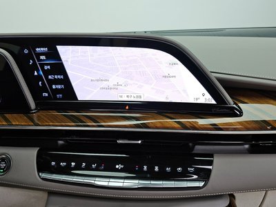 CADILLAC ESCALADE - 10