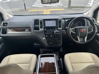 2019 Toyota GRAND ACE — фото 2