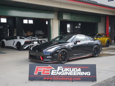 NISSAN GT-R