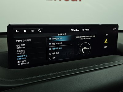 2022 Genesis GV80 — миниатюра 16