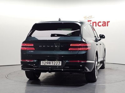 2022 Genesis GV80 photo 3