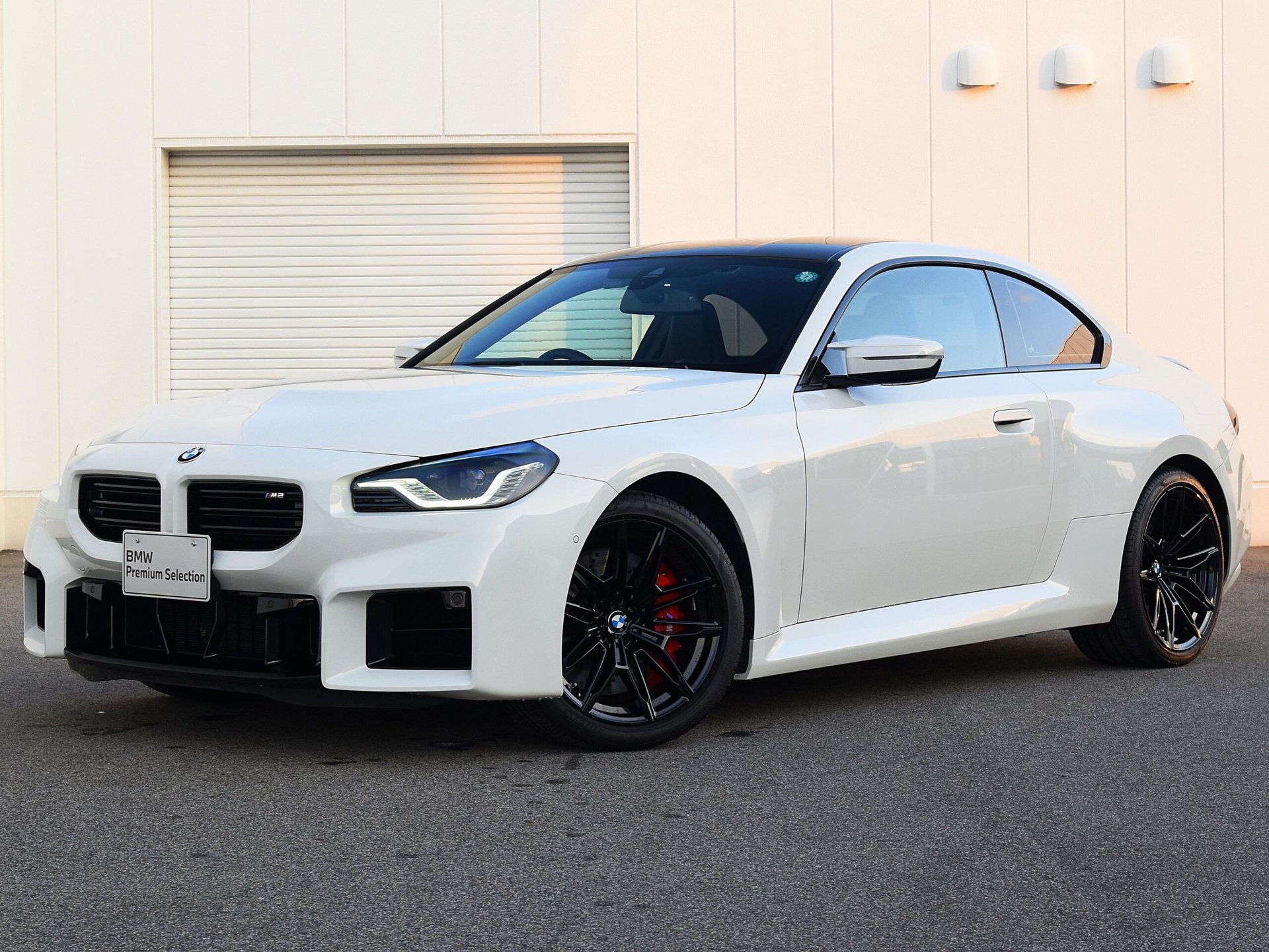 BMW M2 COUPE - View 1