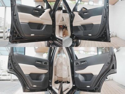 TOYOTA LAND CRUISER - 5