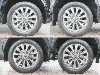 TOYOTA LAND CRUISER - 6