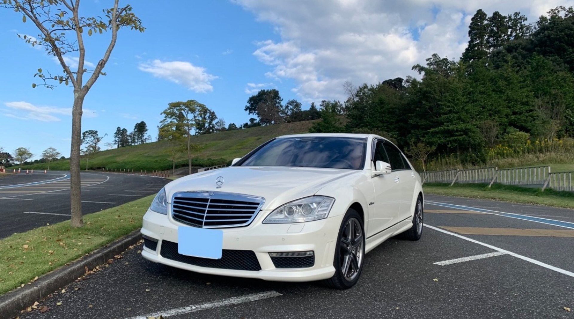 MERCEDES-BENZ S-CLASS AMG - View 1
