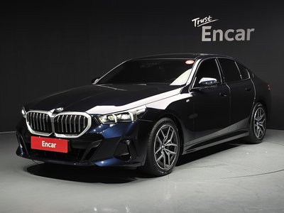 صورة 1 لـ 2025 BMW 5 SERIES
