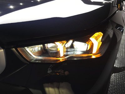 صورة 9 لـ 2025 BMW 5 SERIES