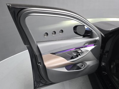 صورة مصغرة 14 لـ 2025 BMW 5 SERIES