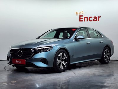 MERCEDES-BENZ E-CLASS - 1