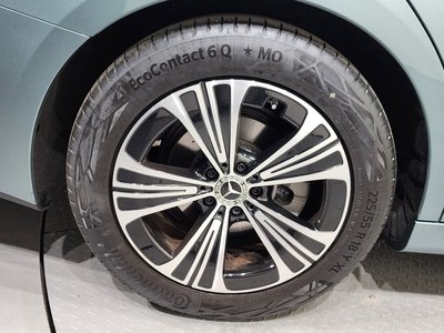 MERCEDES-BENZ E-CLASS - 6