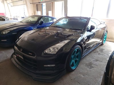 NISSAN GT-R