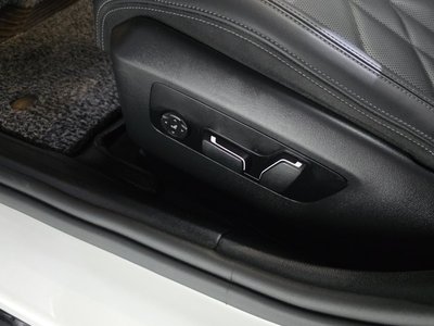 2024 BMW 5 SERIES — миниатюра 31