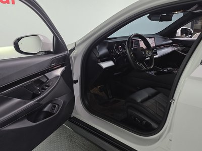 2024 BMW 5 SERIES — миниатюра 13